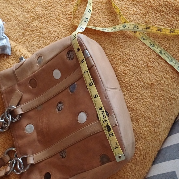 Coach Limited Edition tan leather polka dot lunch tote F09763 - Picture 14 of 16